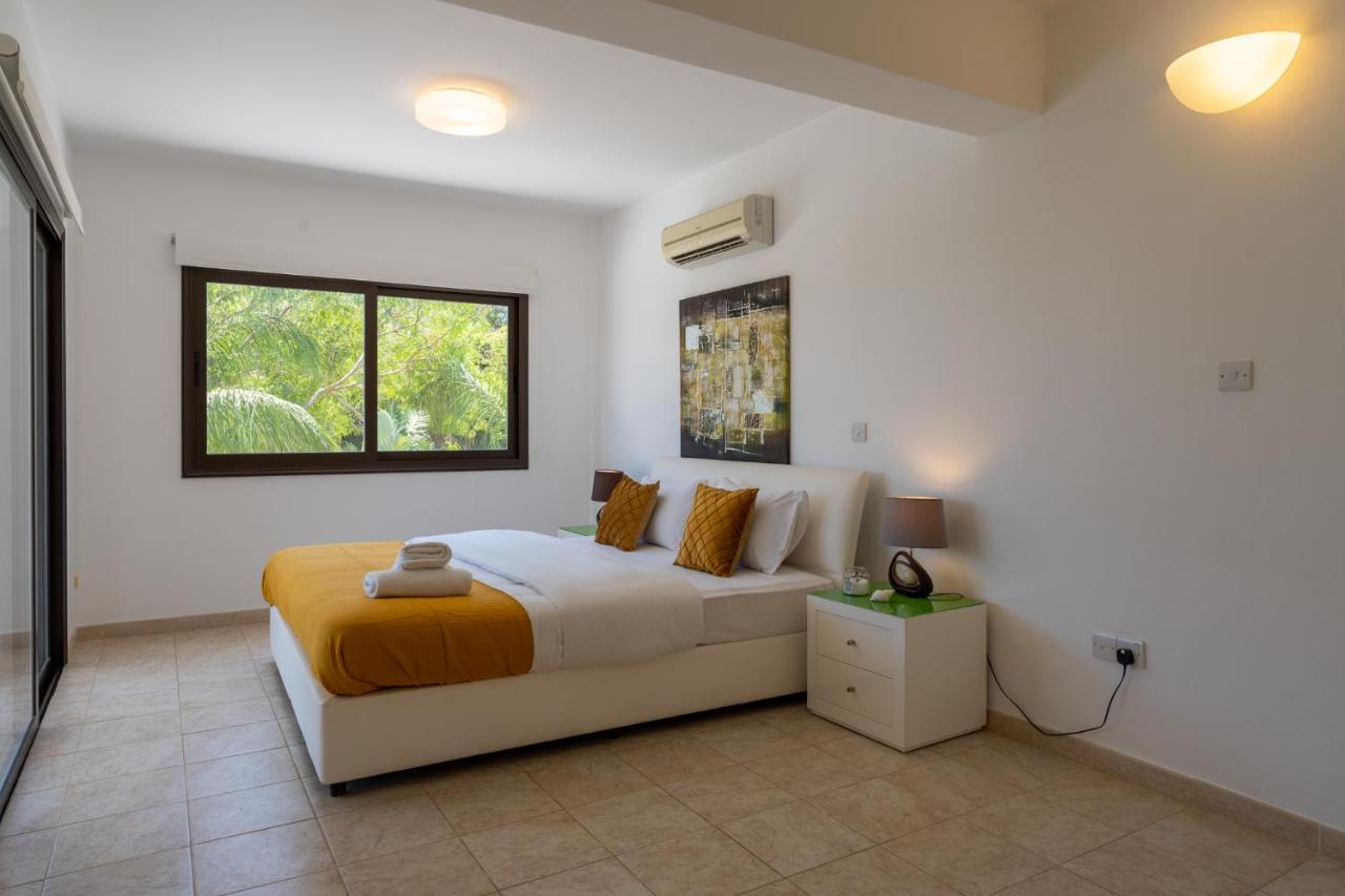 Lime 3-Bedroom Villa In Protaras Exterior photo